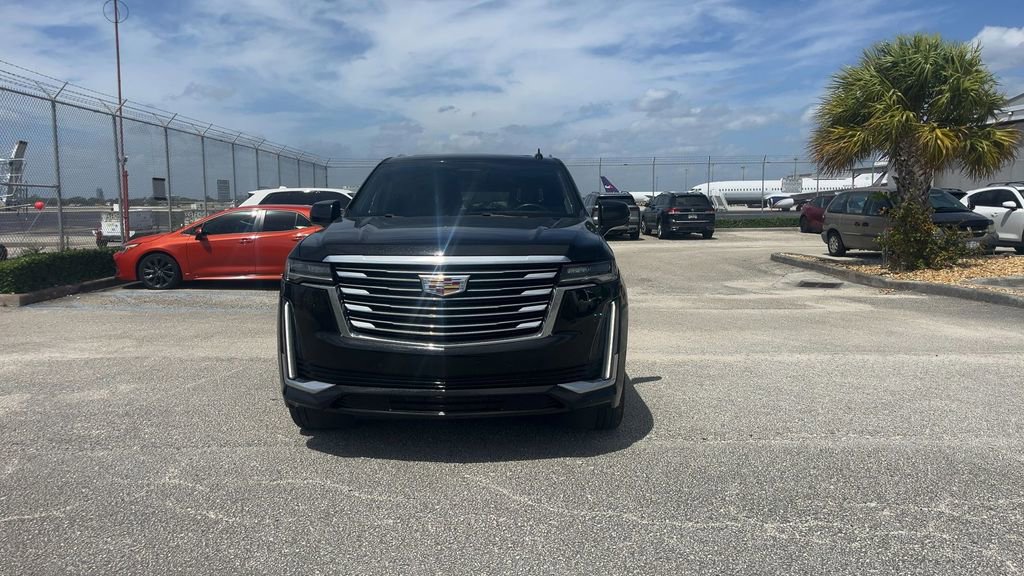 Used 2024 Cadillac Escalade ESV Premium Luxury Platinum image 2