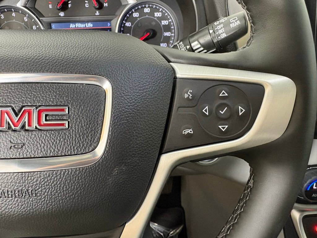 Used 2024 GMC Terrain SLT FWD image 25