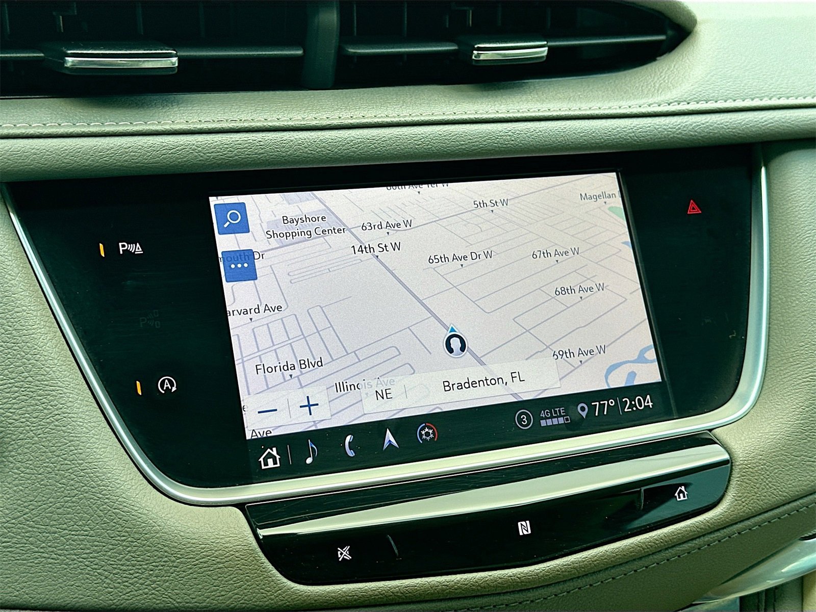 Used 2020 Cadillac XT5 Premium Luxury image 13