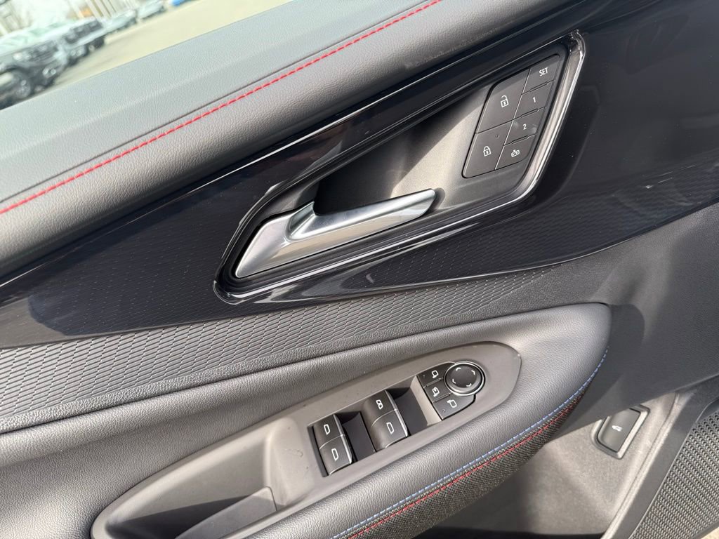 New 2026 Chevrolet Blazer EV RS image 10