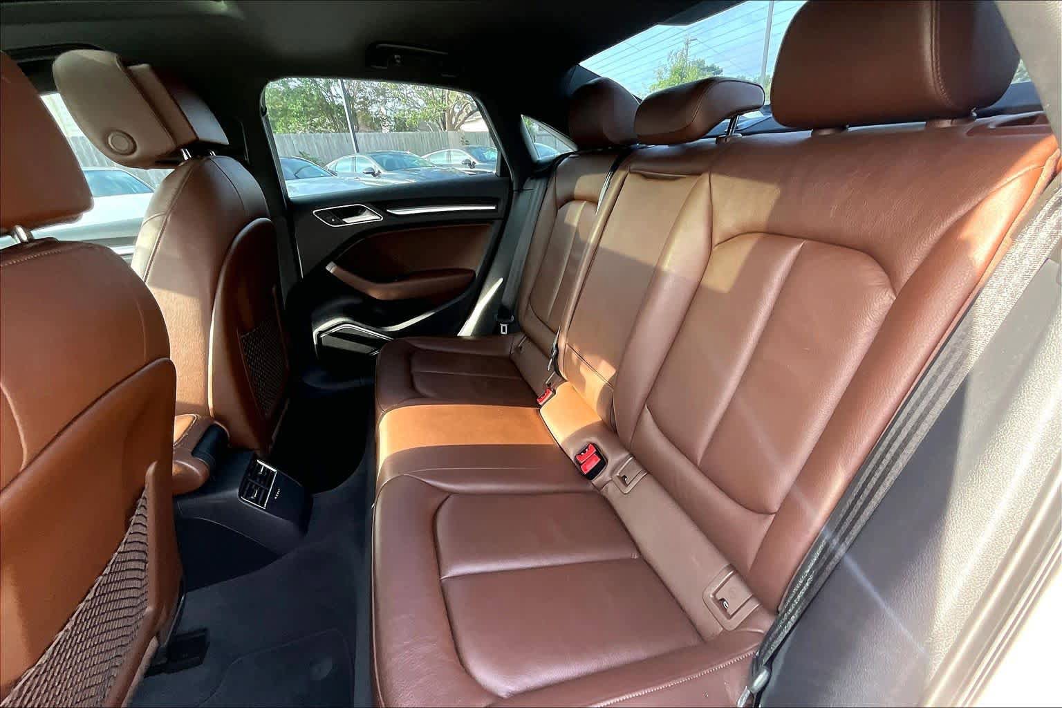 Used 2018 Audi A3 2.0T Premium Plus w/ Premium Plus Package FWD image 17