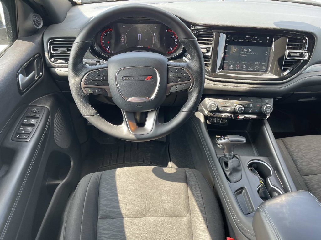 Used 2024 Dodge Durango SXT AWD/4WD image 16