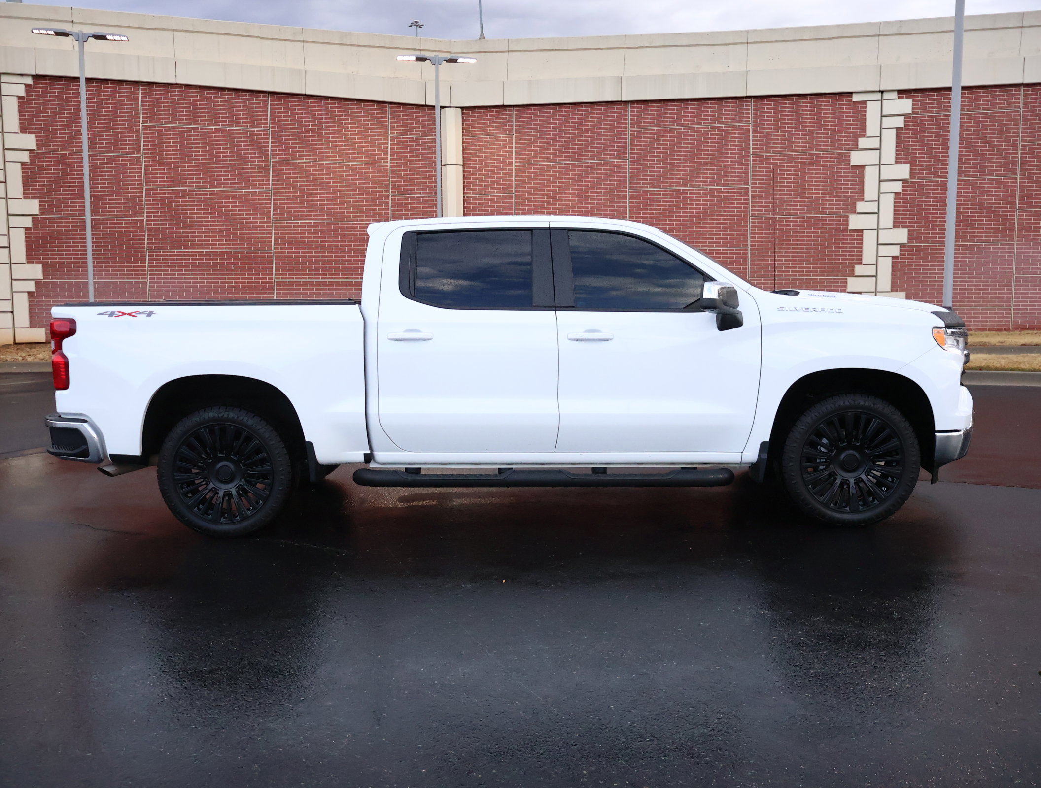 Used 2024 Chevrolet Silverado 1500 LT w/ Protection Package image 33