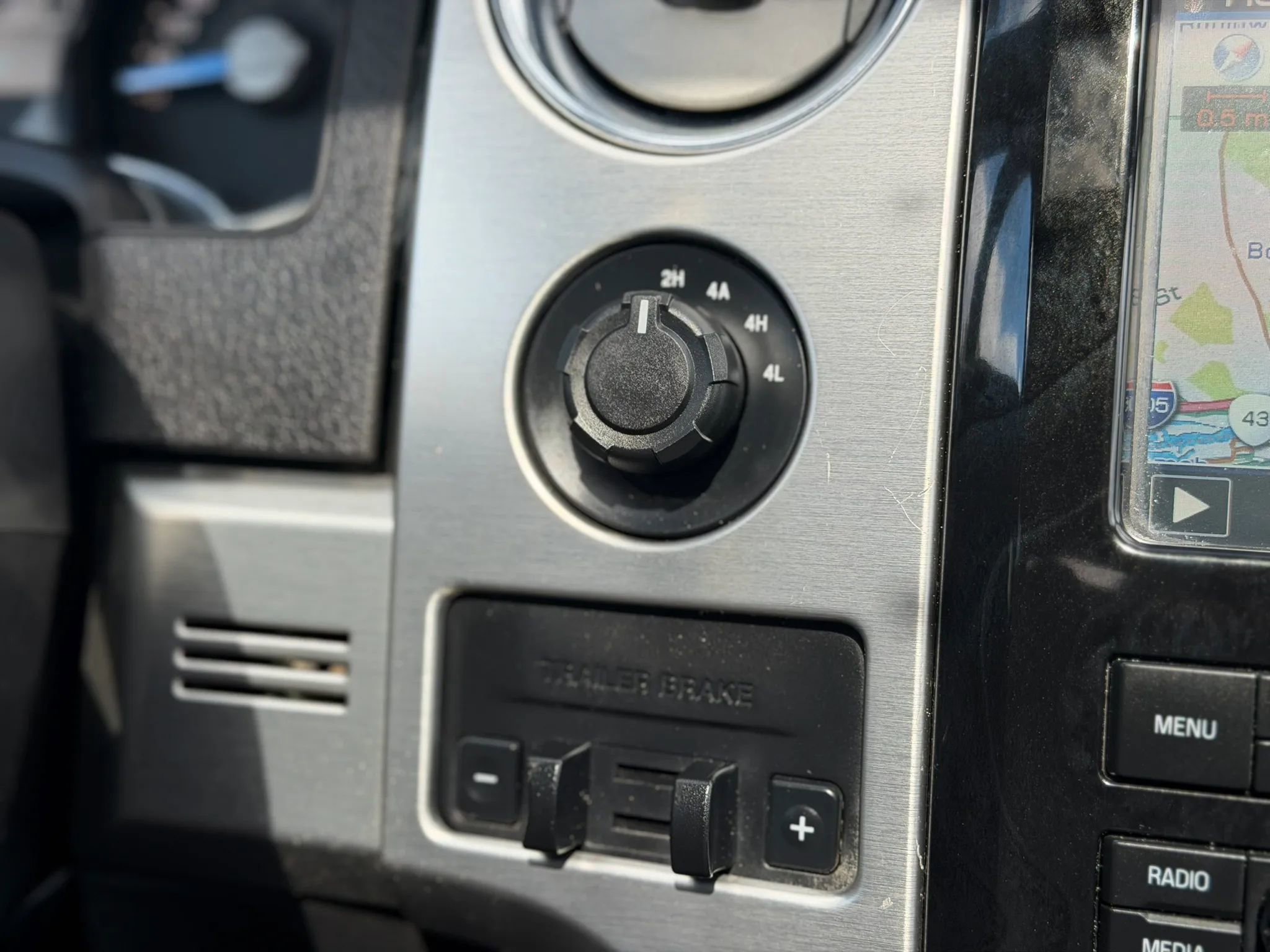 Used 2012 Ford F150 Platinum AWD/4WD image 34