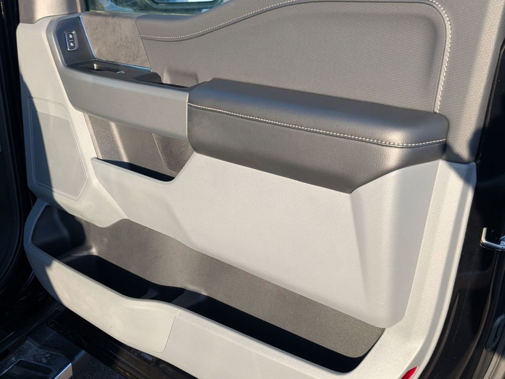 New 2024 Ford F150 XLT w/ Equipment Group 302A MID image 51