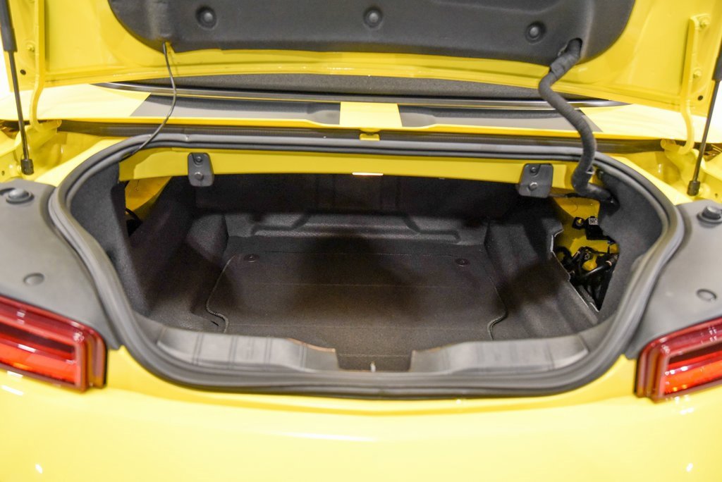 Used 2017 Chevrolet Camaro SS image 15