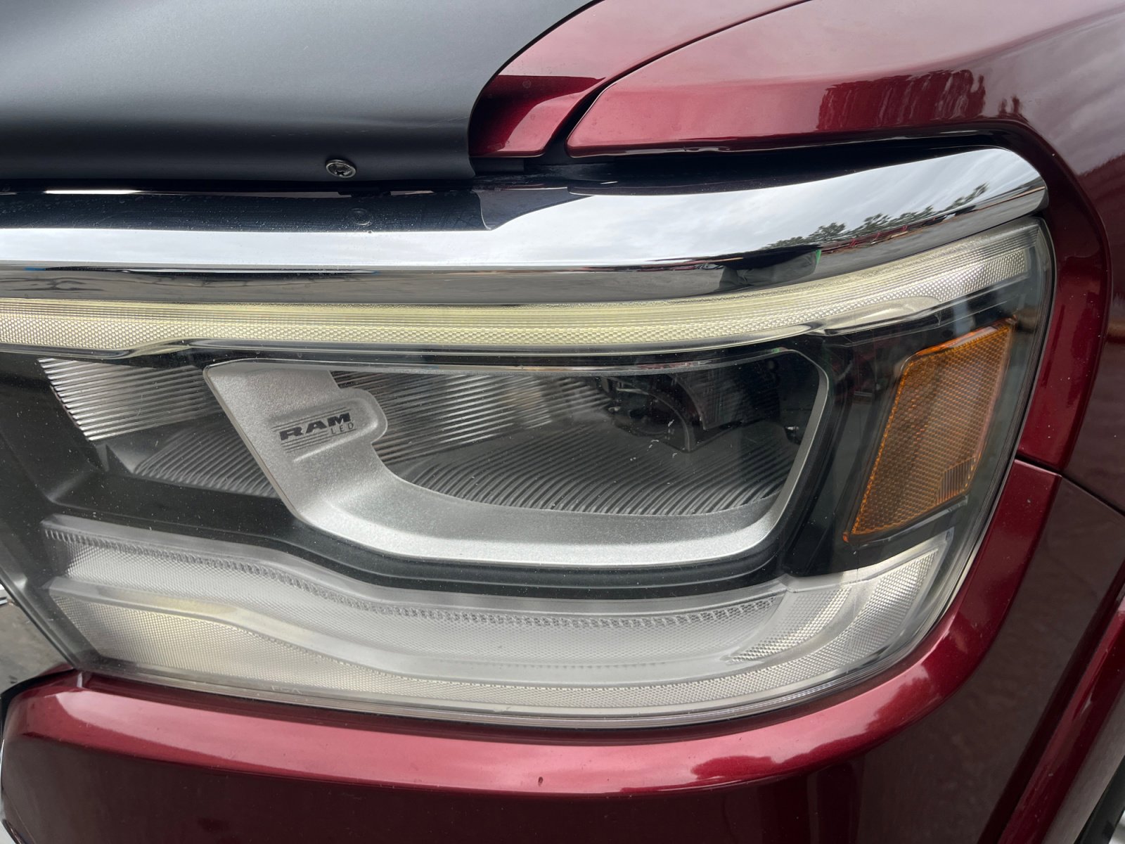 Used 2019 RAM 1500 Laramie image 11