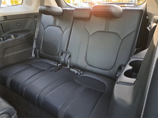 Certified 2024 Honda Pilot Touring image 13