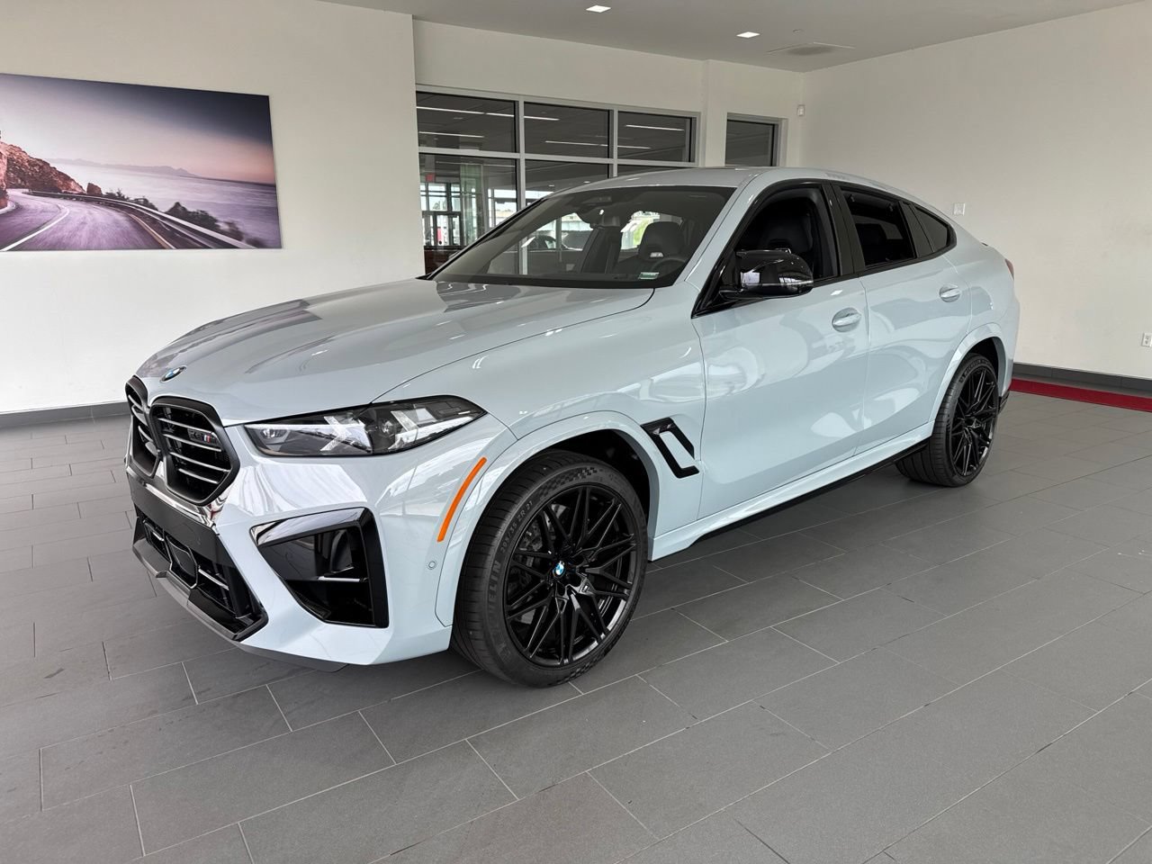 Used 2025 BMW X6 M Competition w/ Executive Package AWD/4WD image 4