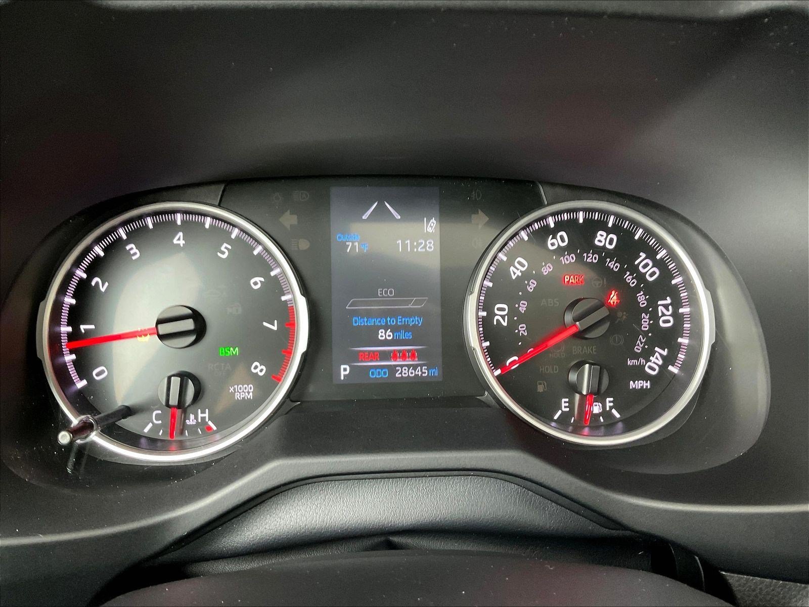 Used 2021 Toyota RAV4 XLE w/ Convenience Package AWD/4WD image 13