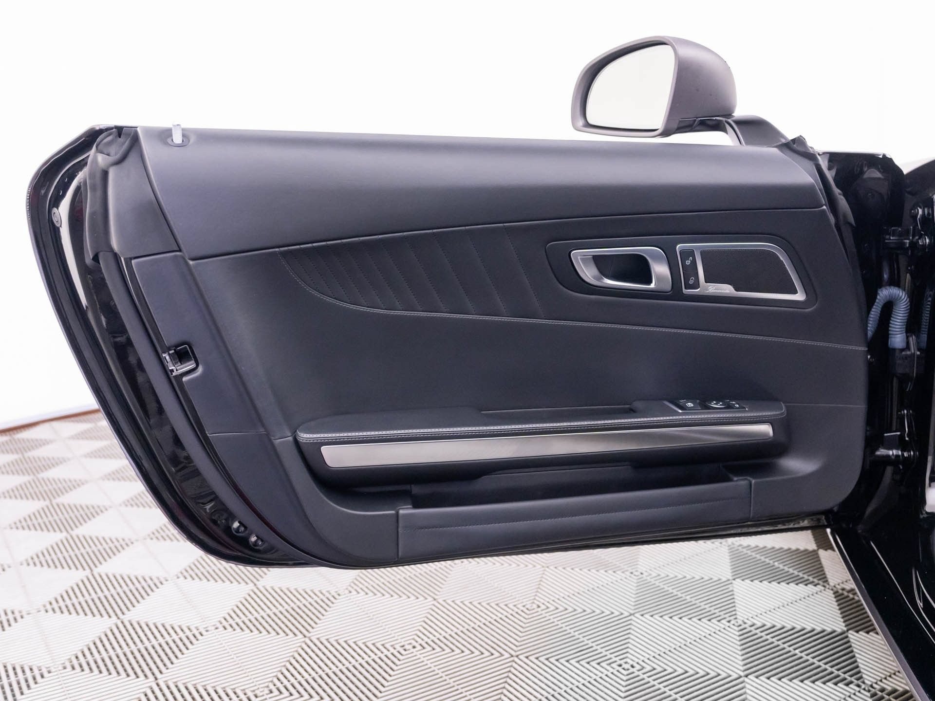 Used 2016 Mercedes-Benz AMG GT S image 12