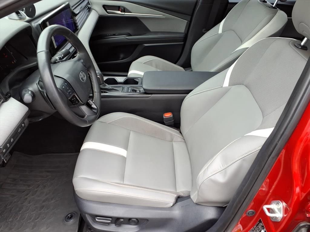 Used 2025 Toyota Camry SE w/ Multimedia Upgrade Package FWD image 12