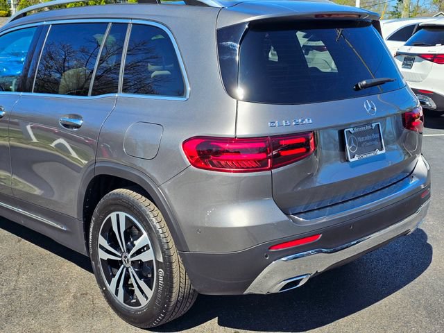 New 2026 Mercedes-Benz GLB 250 4MATIC image 10