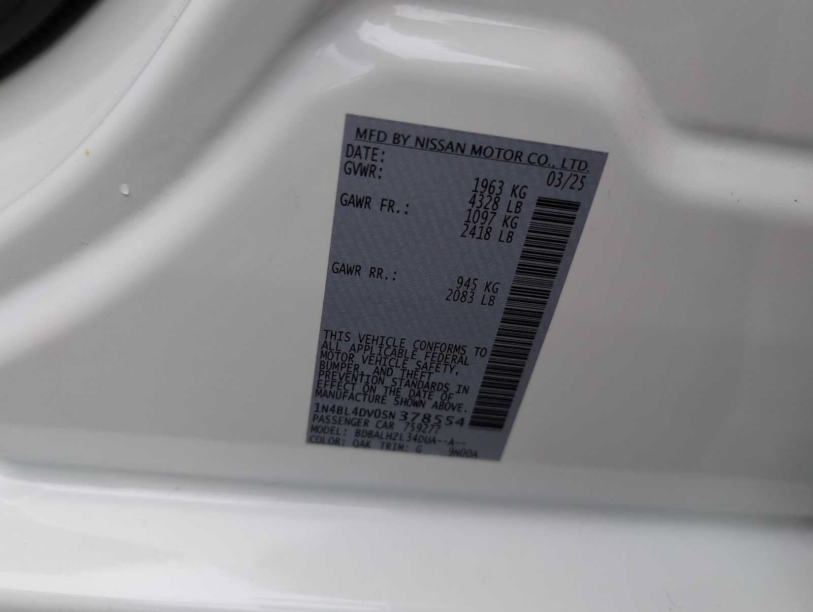 Used 2025 Nissan Altima 2.5 SV FWD image 31