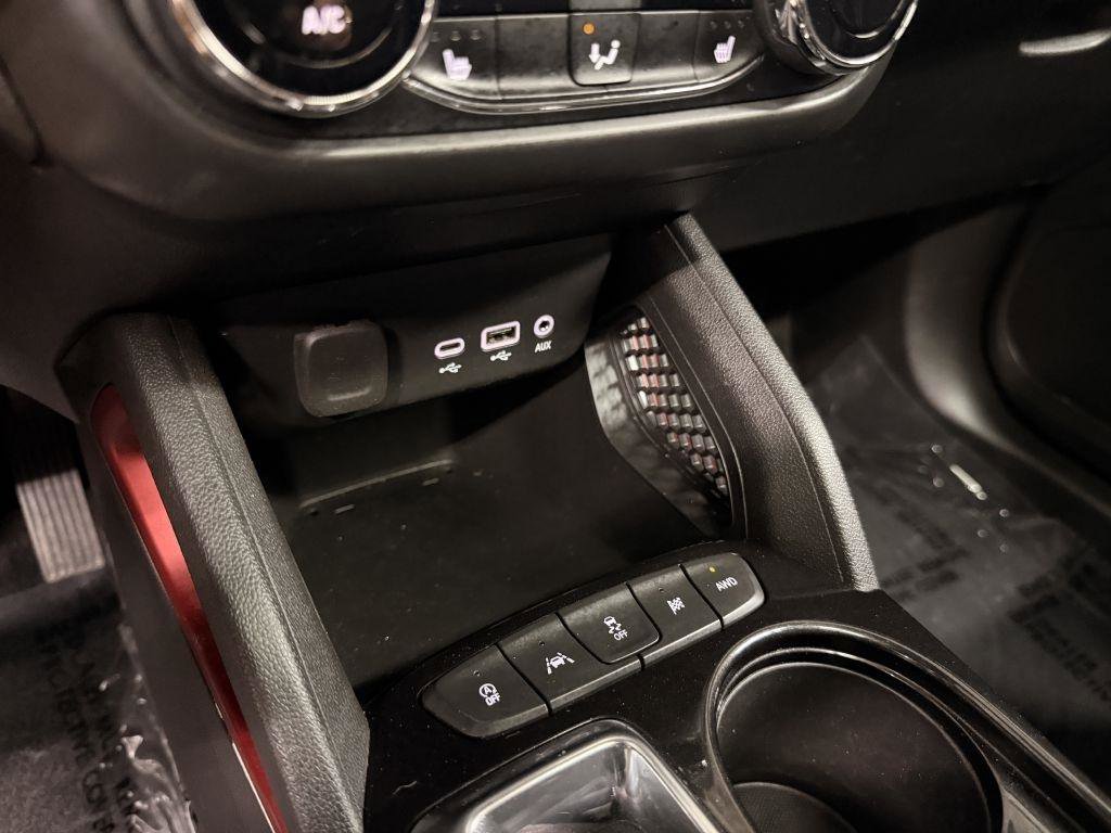 Used 2021 Chevrolet TrailBlazer RS w/ Sun and Liftgate Package AWD/4WD image 19