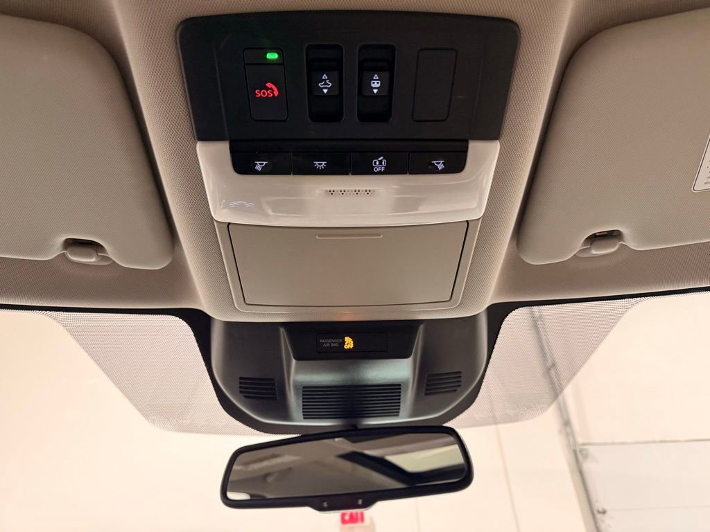 Used 2021 Nissan Rogue SL w/ Premium Package image 20