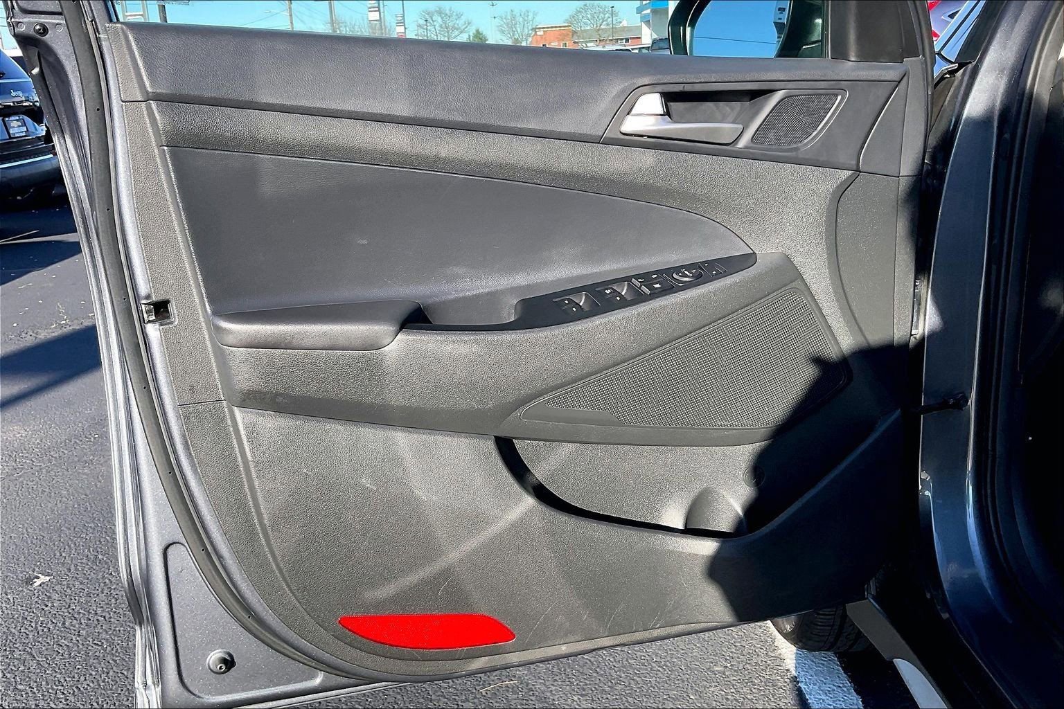 Used 2019 Hyundai Tucson SEL image 21