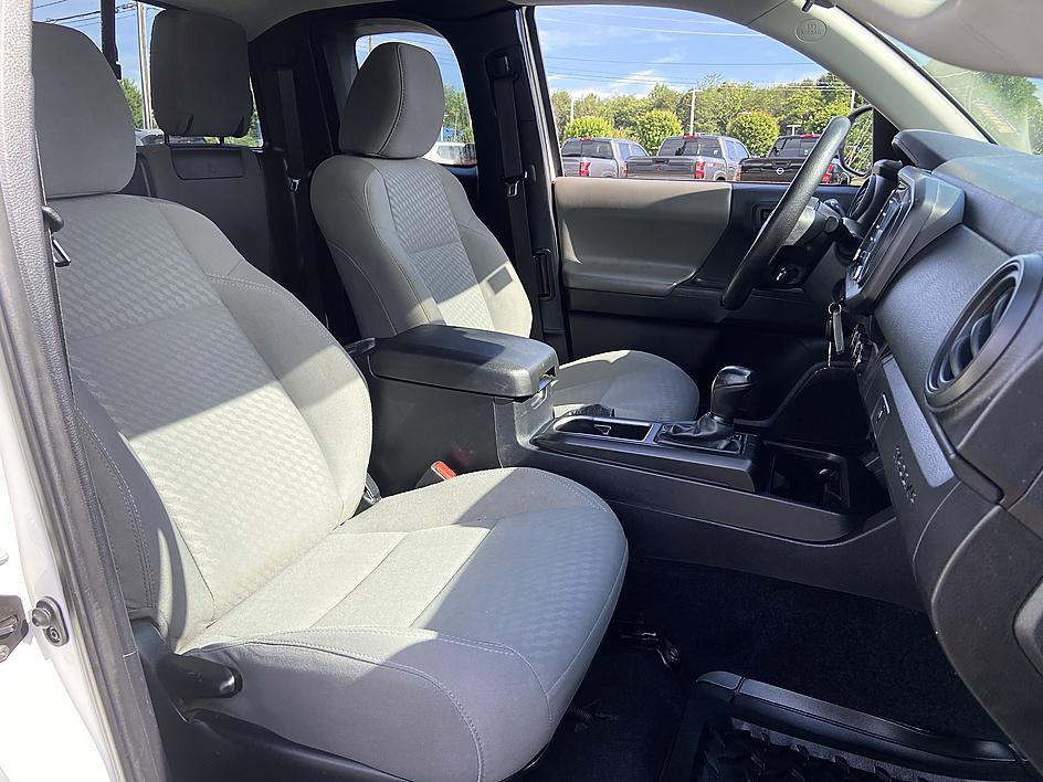 Used 2022 Toyota Tacoma SR w/ SX Package RWD image 16