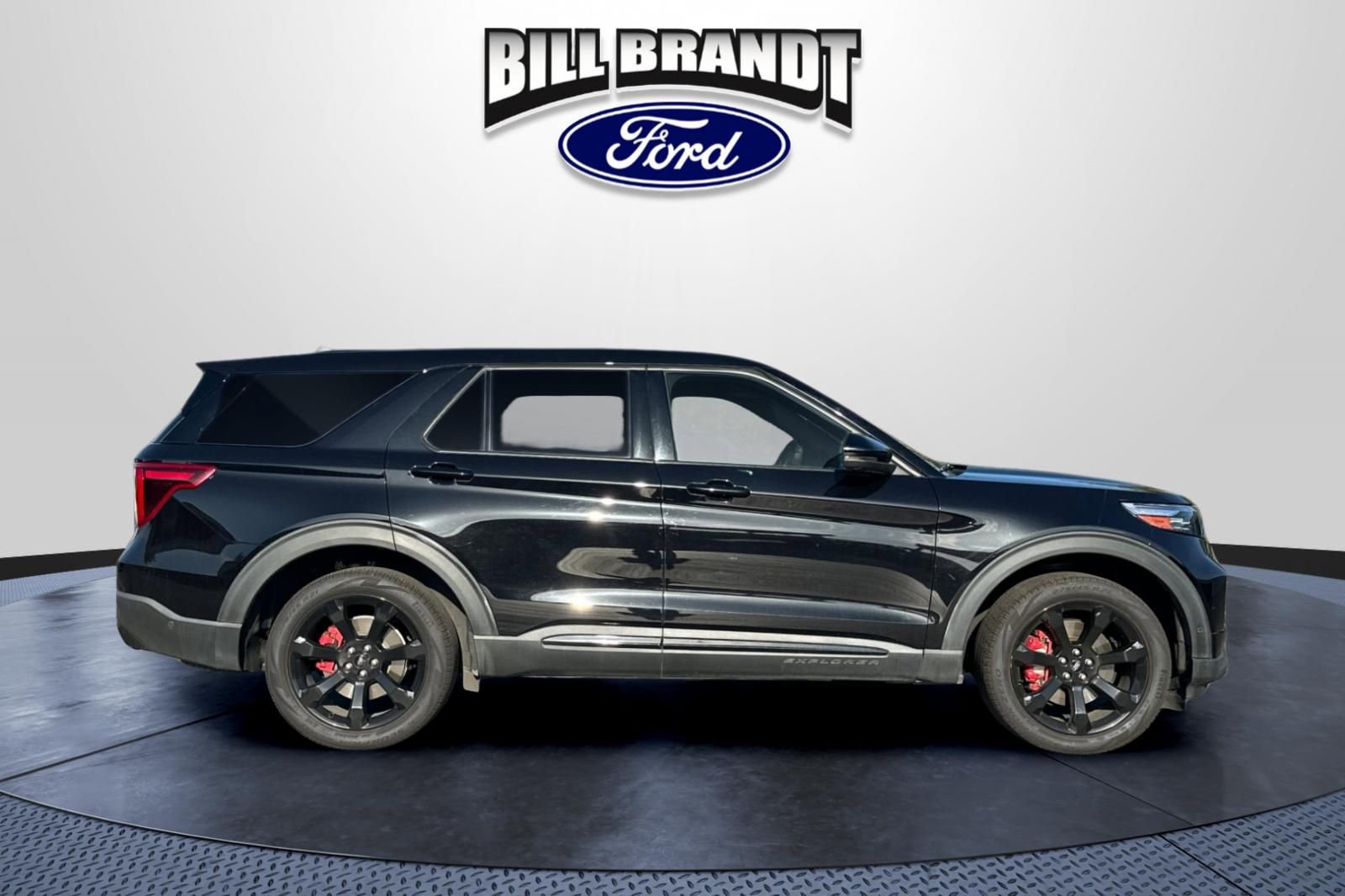Used 2021 Ford Explorer ST w/ Equipment Group 401A AWD/4WD image 2