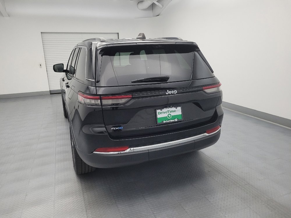 Used 2024 Jeep Grand Cherokee Limited 4xe w/ Luxury Tech Group II AWD/4WD image 6