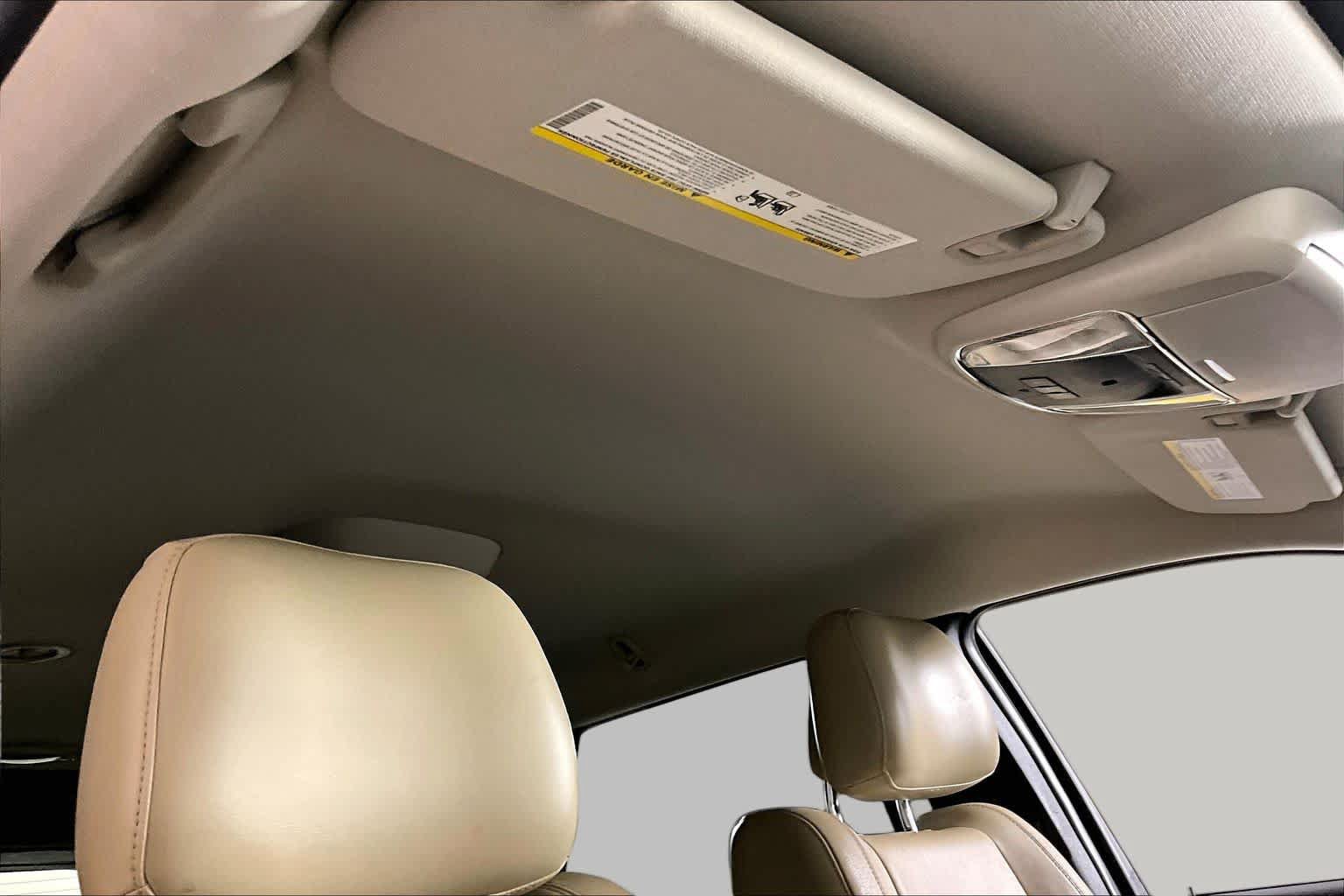 Used 2015 Dodge Durango Limited w/ Nav & Power Liftgate Group RWD image 13
