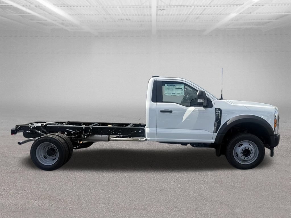 New 2026 Ford F550 2WD Regular Cab Super Duty image 2