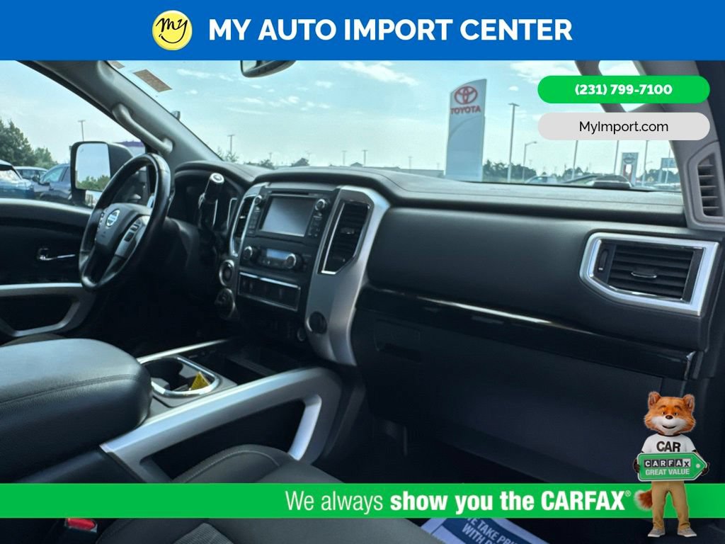 Used 2018 Nissan Titan SV w/ SV Convenience Package AWD/4WD image 28