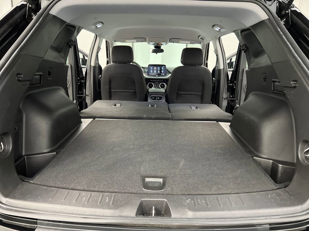 Used 2025 Chevrolet Blazer LT image 28