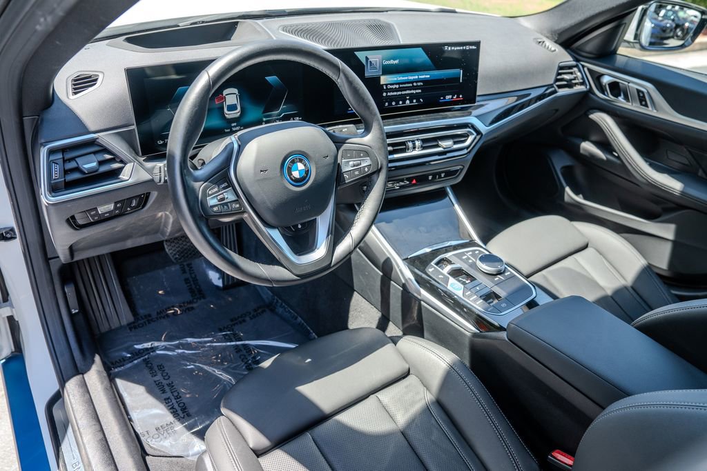 Used 2024 BMW i4 eDrive35 w/ Premium Package RWD image 4