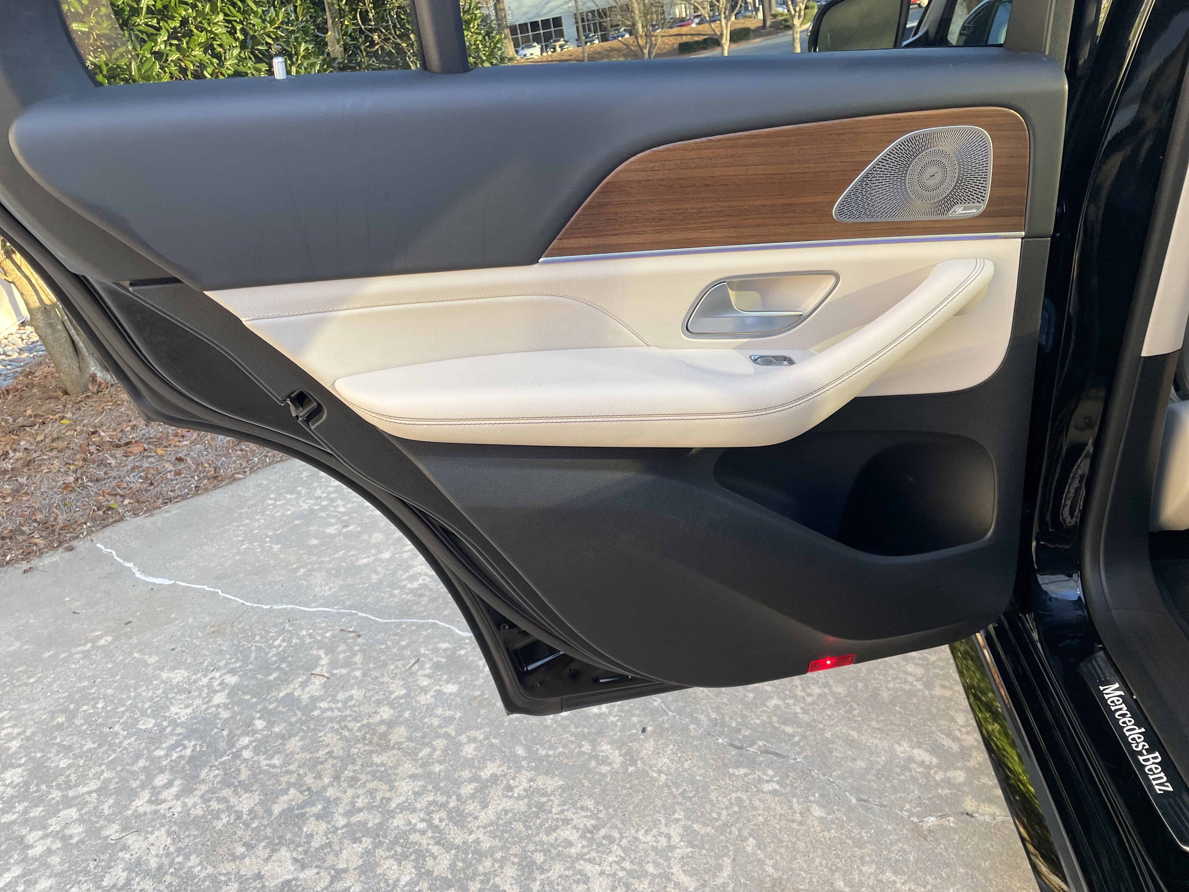 Certified 2024 Mercedes-Benz GLE 350 4MATIC image 37