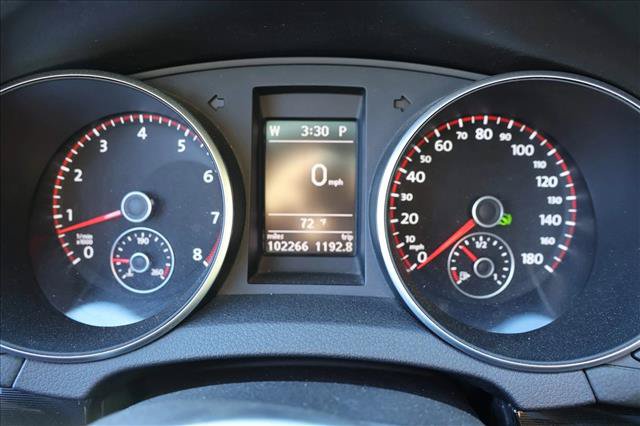 Used 2012 Volkswagen Golf 2-Door FWD image 11
