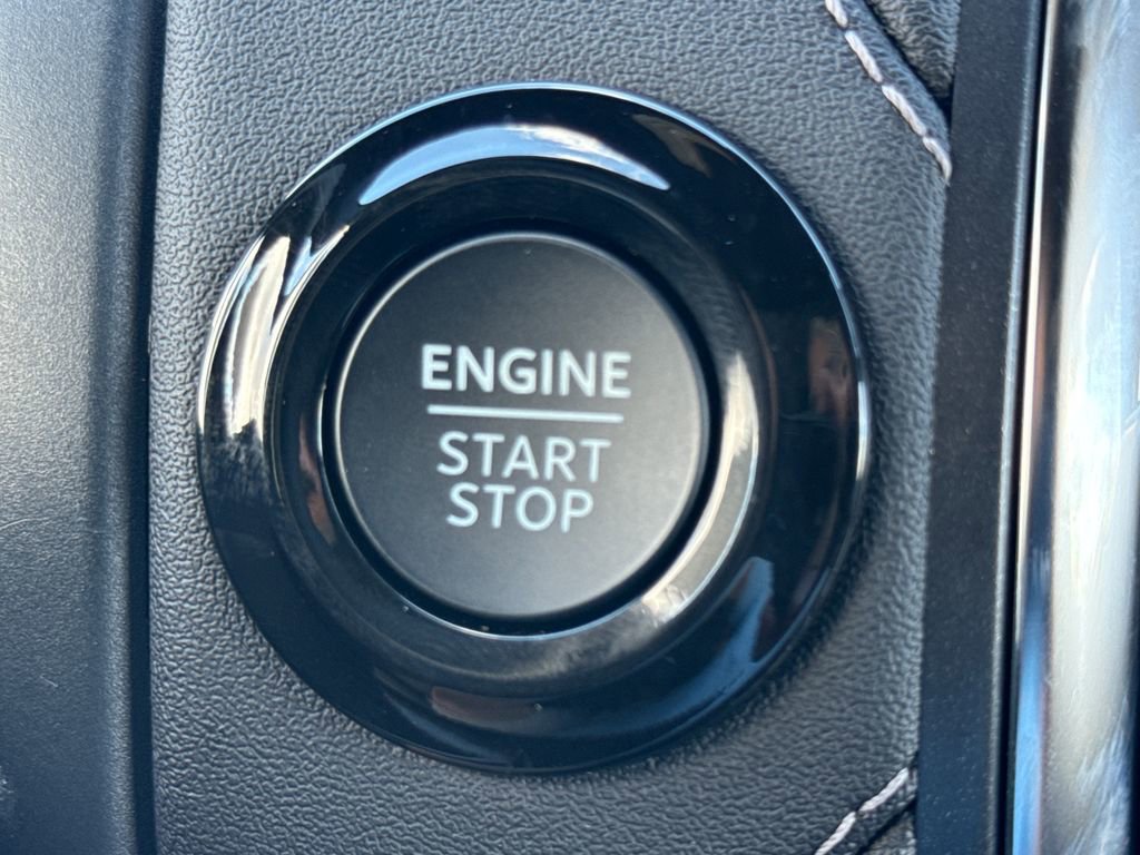 New 2026 Ford Expedition Platinum w/ Stealth Performance Package image 23