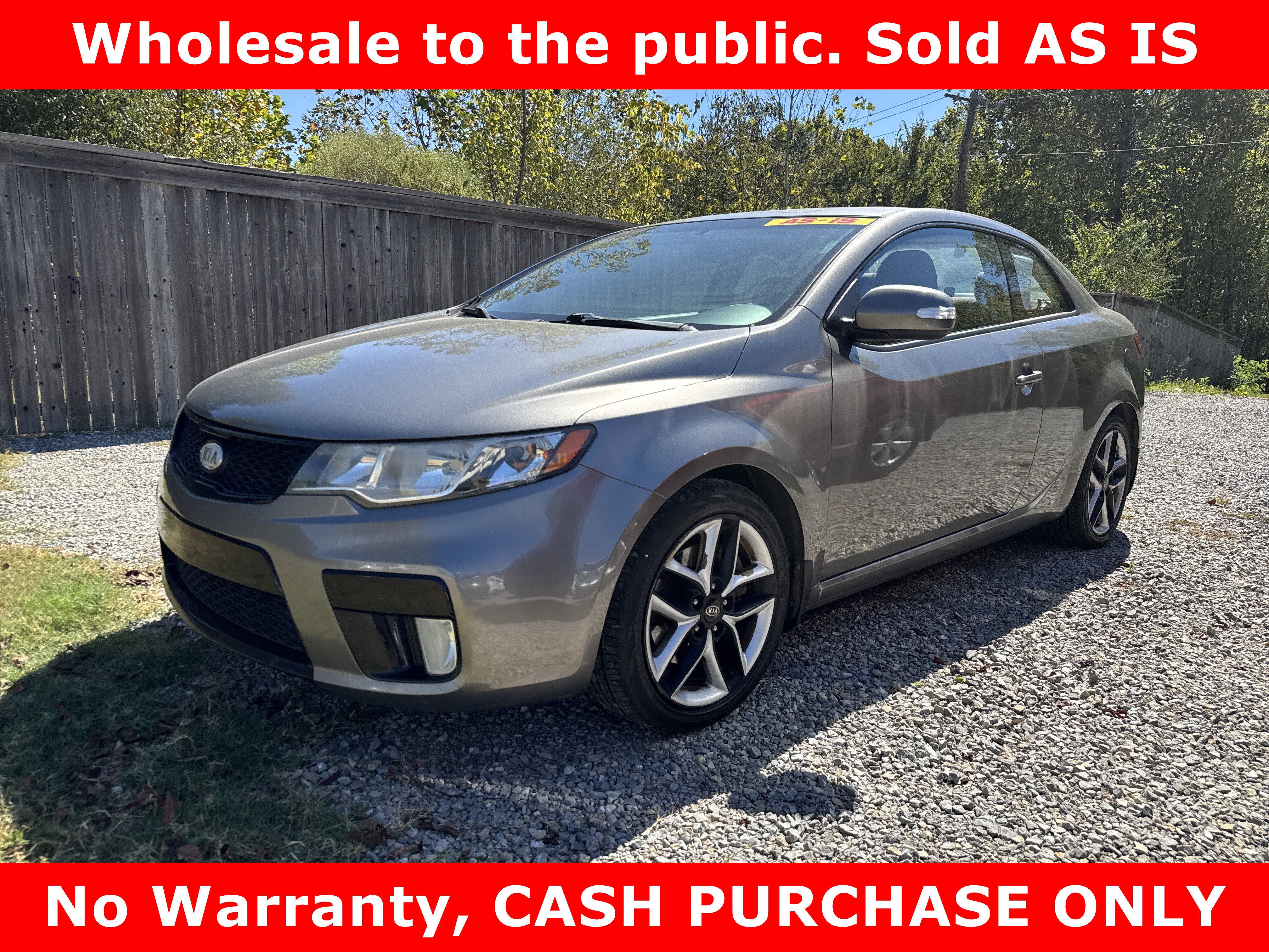 Used 2010 Kia Forte Koup SX FWD image 6
