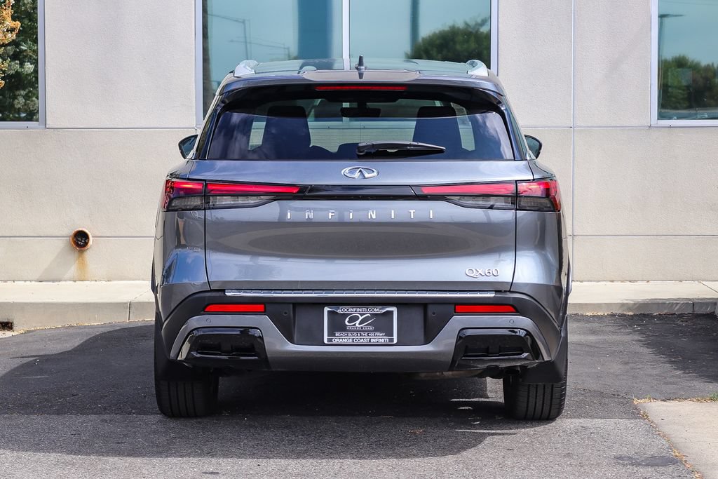 Certified 2023 INFINITI QX60 Luxe w/ Cargo Package FWD image 5