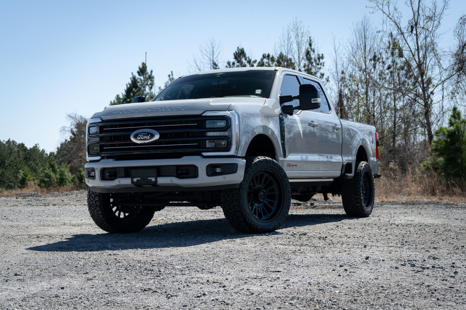 Used 2025 Ford F250 Platinum image 2