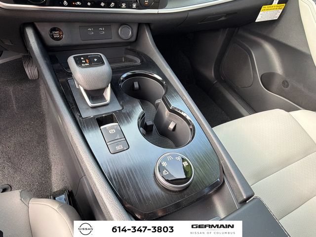 New 2026 Nissan Rogue Dark Armor AWD/4WD image 23