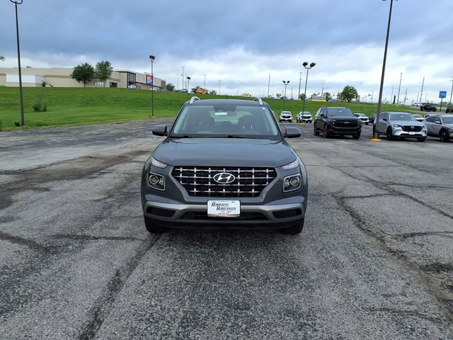 Used 2025 Hyundai Venue SEL FWD image 52