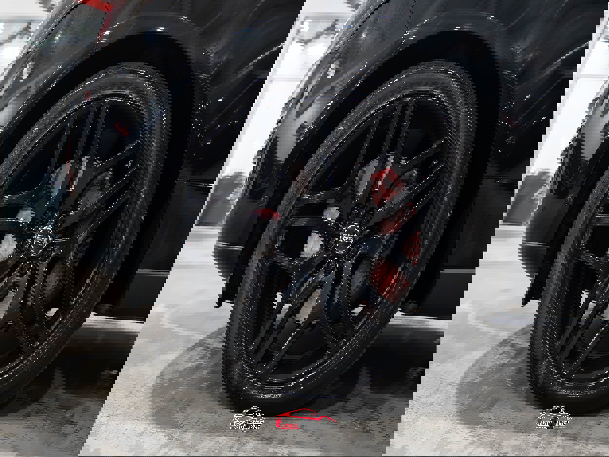 Used 2014 Land Rover Range Rover Autobiography image 10