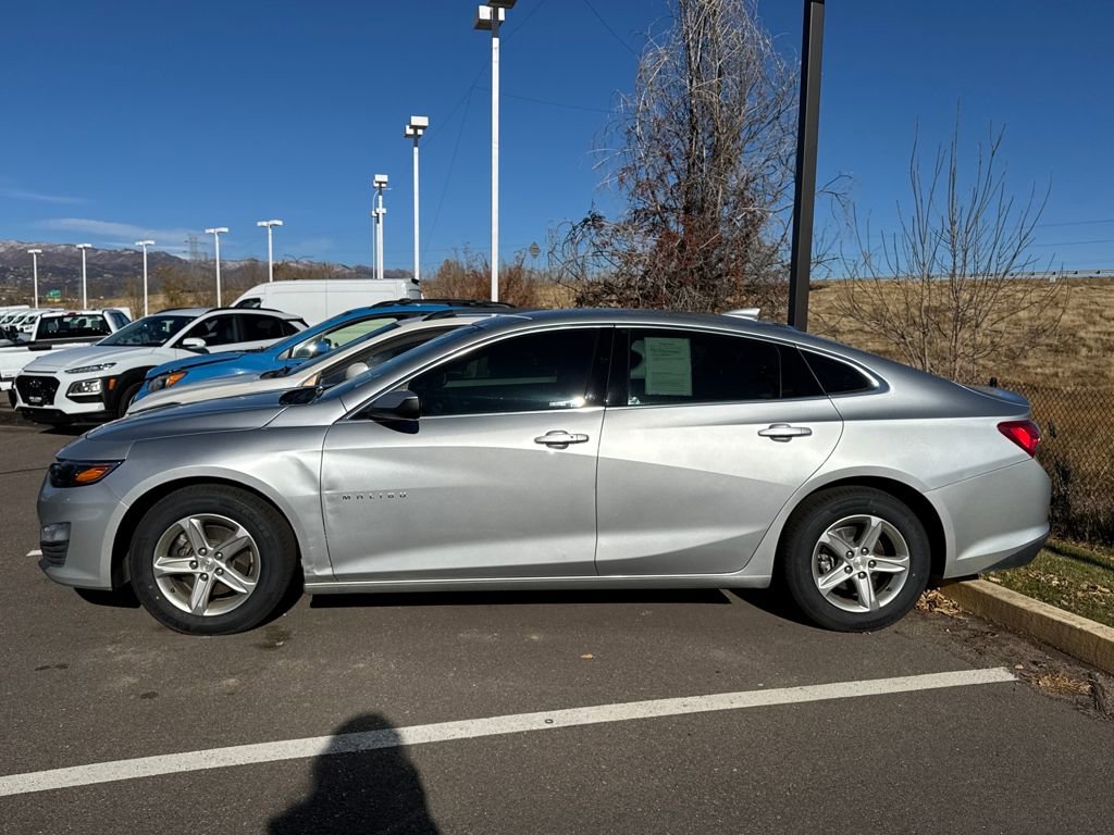 Used 2022 Chevrolet Malibu LT image 12