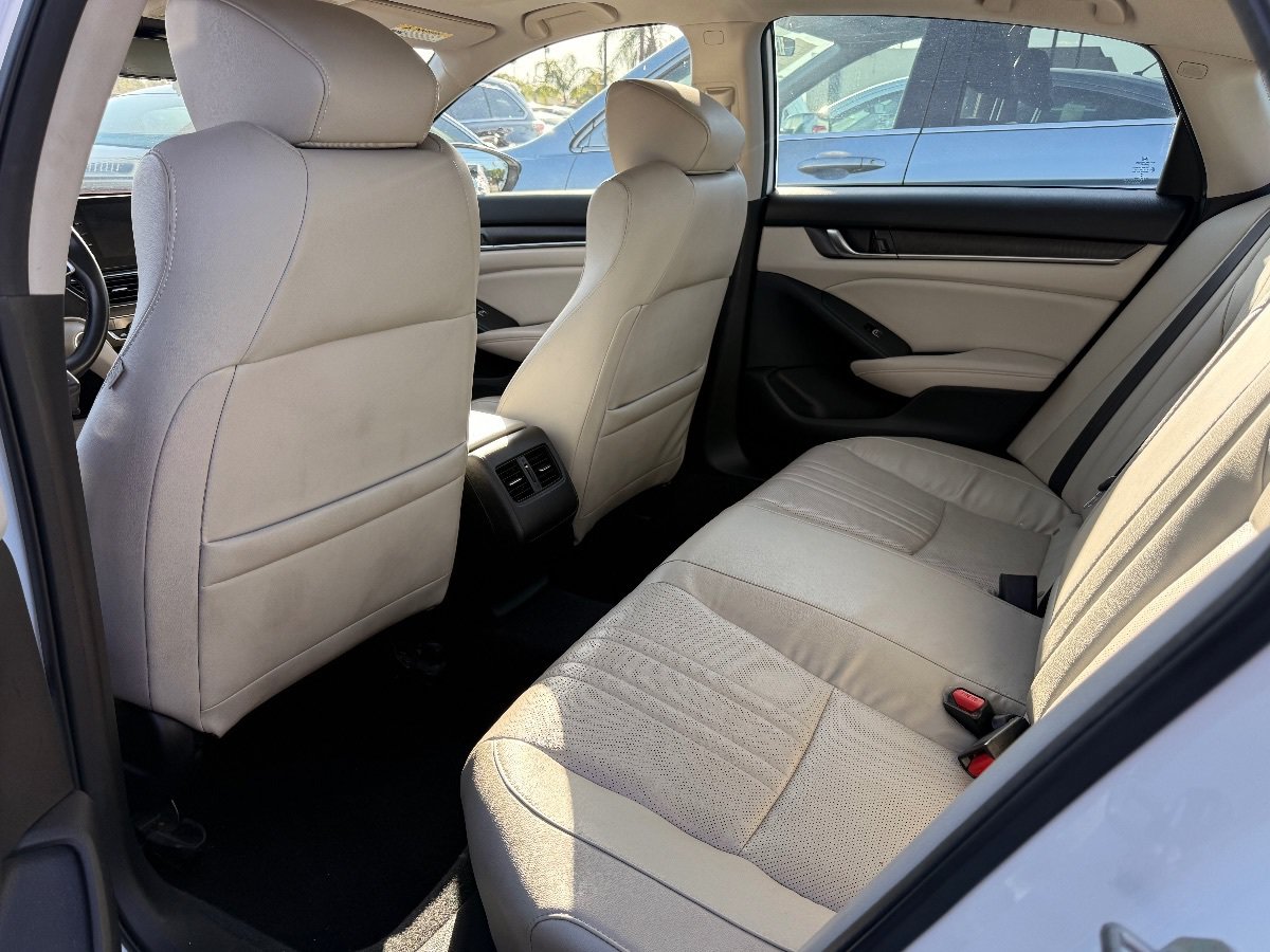 Used 2018 Honda Accord EX-L image 14