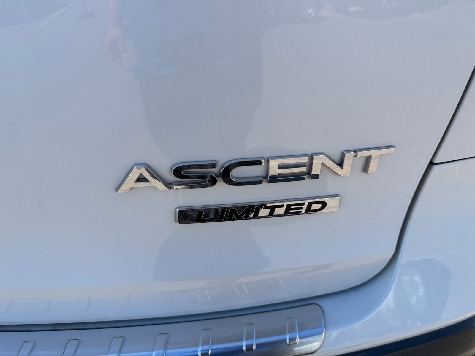 Used 2023 Subaru Ascent Limited w/ Technology Package AWD/4WD image 28