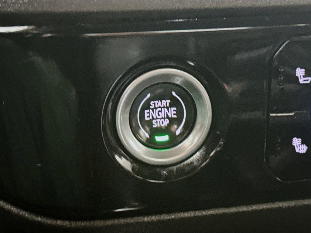Used 2023 Chevrolet Silverado 1500 RST image 27