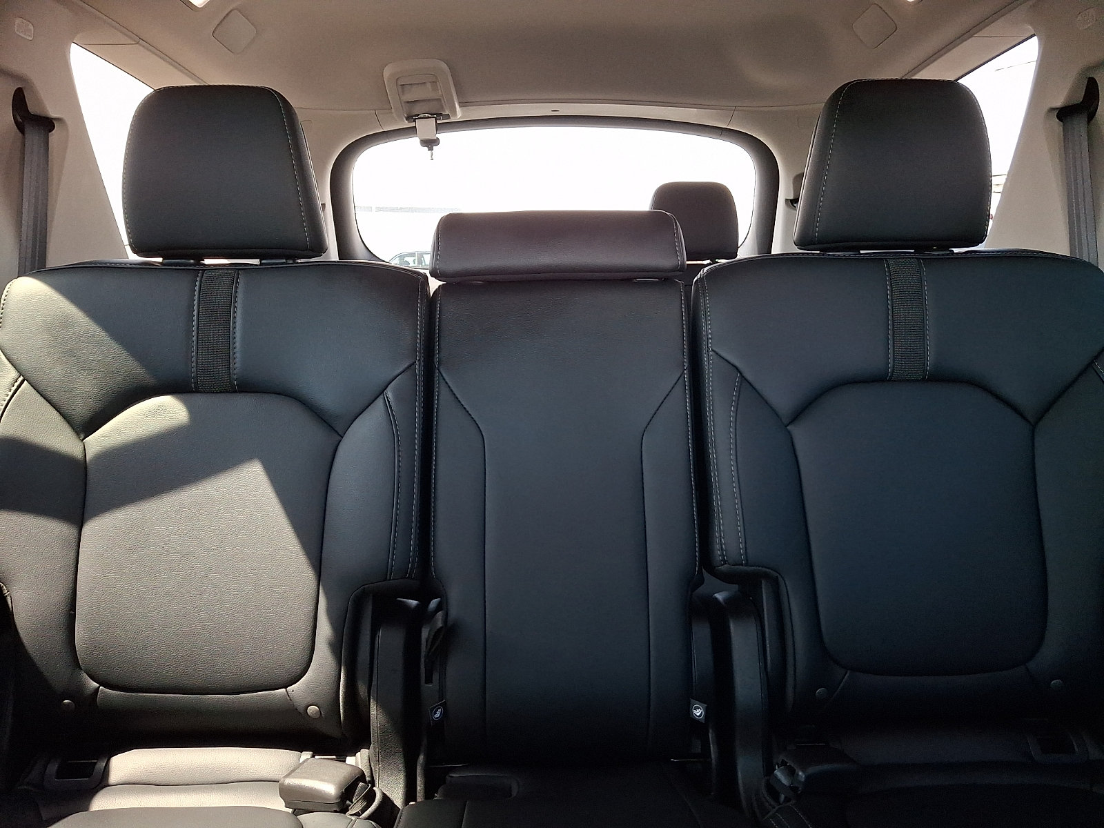 Used 2025 Honda Pilot EX-L image 15
