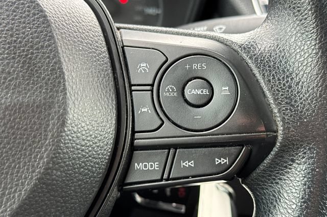 Used 2024 Toyota Corolla LE FWD image 37