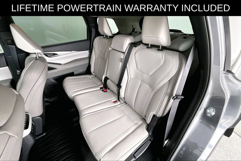 New 2027 INFINITI QX60 Luxe w/ Cargo Package FWD image 23