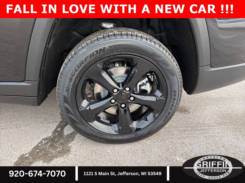 New 2025 Jeep Grand Cherokee L Limited w/ Luxury Tech Group II image 13