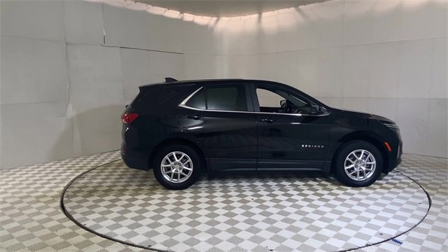 Used 2023 Chevrolet Equinox LT image 9