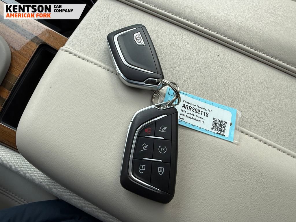 Used 2024 Cadillac Escalade Sport Platinum w/ LPO, ONYX Package image 49