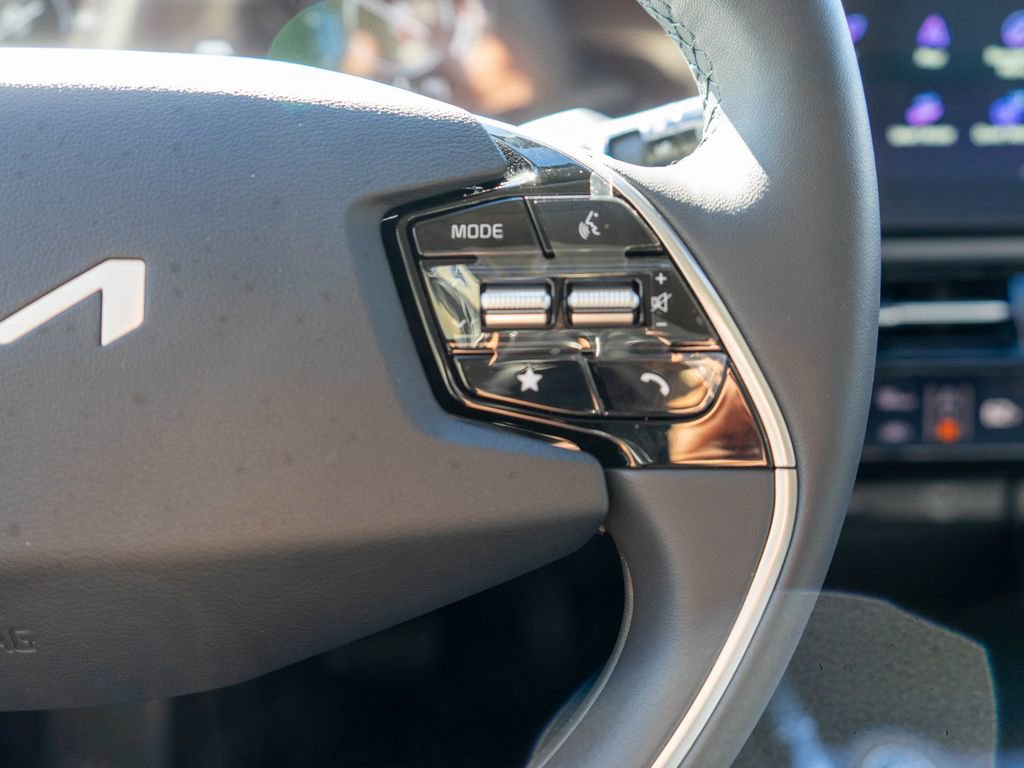 New 2026 Kia Niro Wind FWD image 19