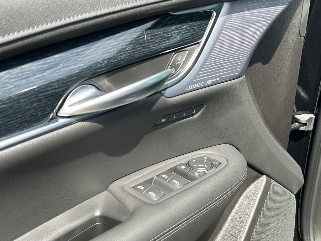 Certified 2025 Cadillac XT5 Premium Luxury AWD/4WD image 22